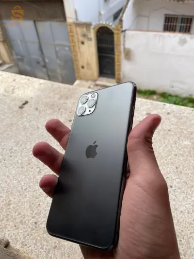 ايفون 11Pro Max للبيع