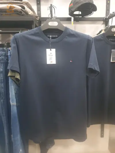 Hauts et T-shirts 