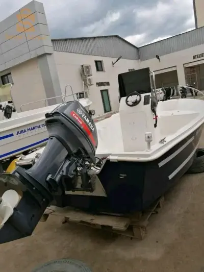 Bateaux de pêche Nombre de moteurs à vendre