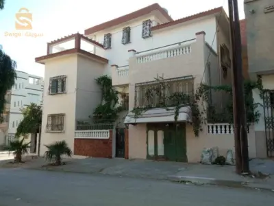 للبيع فلل سكنية عدد الغرف5 5 باتنة