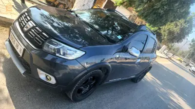 داسيا Sandero 2018 44 عين الدفلى