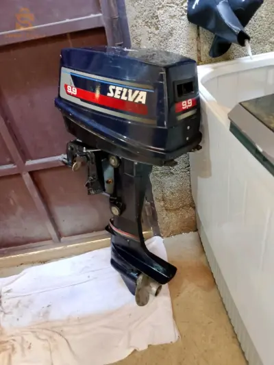 Boat engines 