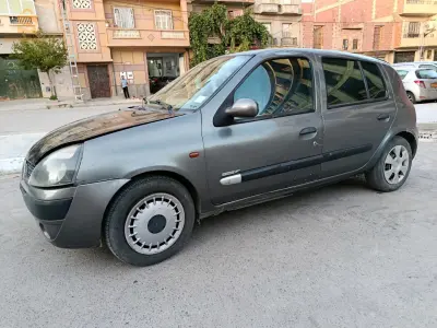 رينو Clio 2 2002 19 سطيف