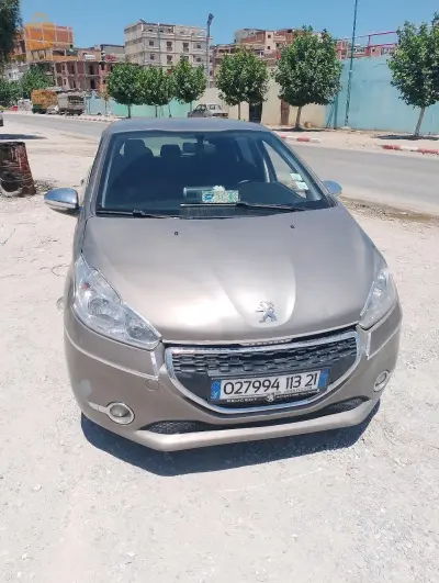 بيجو 208 2013 21 سكيكدة