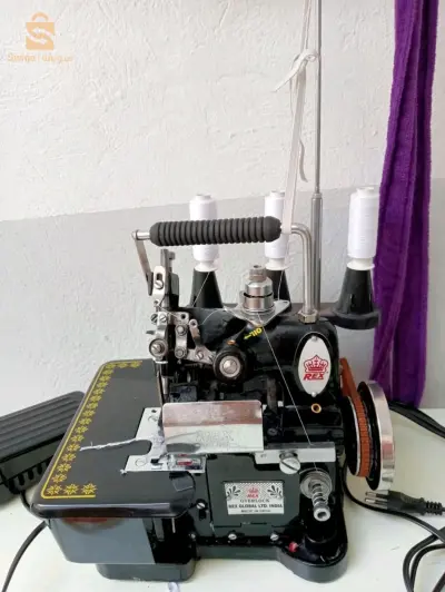 Machine à coudre 