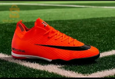 Vêtements et chaussures de sport 