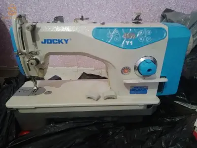 Machine à coudre 