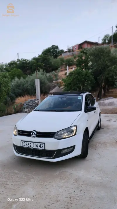 Volkswagen Polo 2014 43 MILA