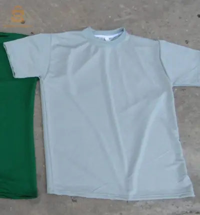 Hauts et T-shirts 