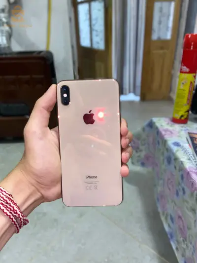 ايفون XS Max للبيع
