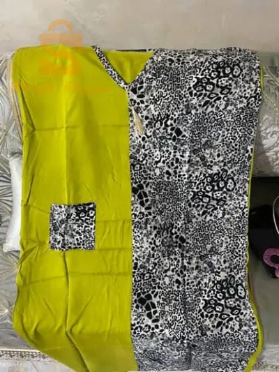 Vêtements de détente et vêtements de nuit 