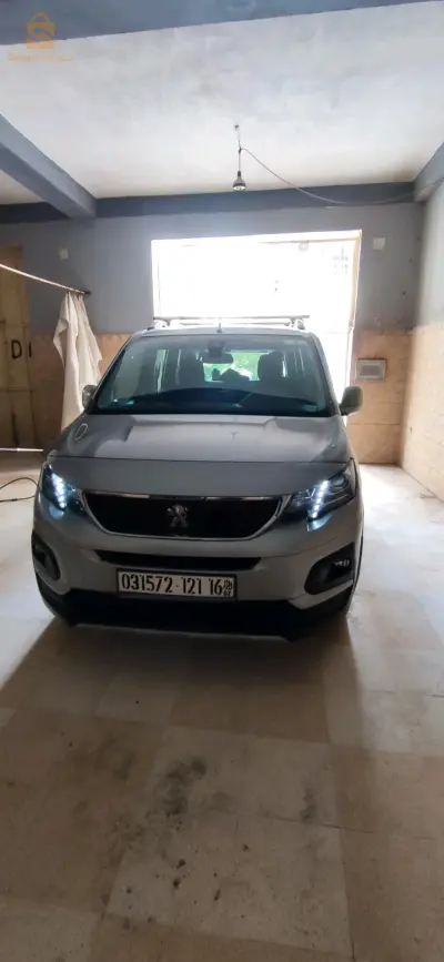 Peugeot Rifter 2021 16 ALGER