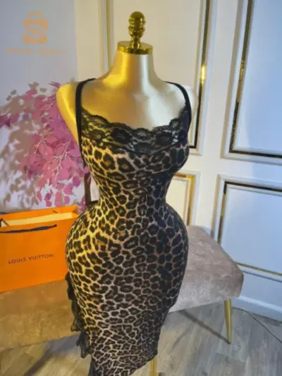 Vêtements de détente et vêtements de nuit 