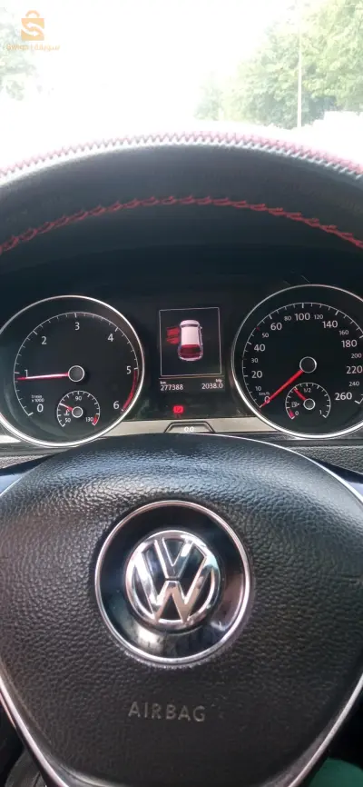 Volkswagen Golf 2013 25 CONSTANTINE