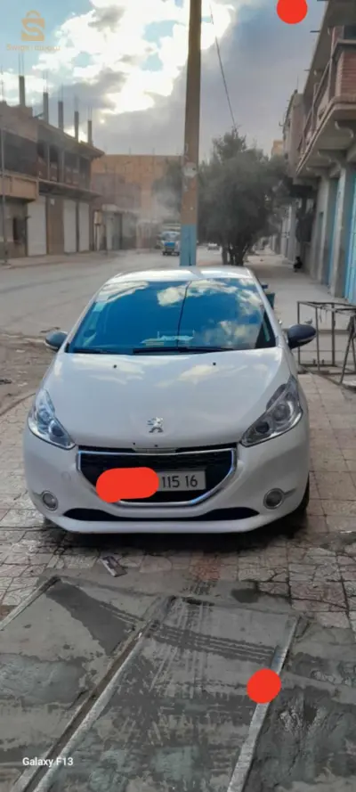 بيجو 208 2015 5 باتنة