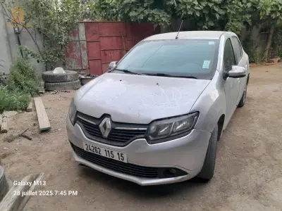 Renault SYMBOL 2015 15 TIZI OUZOU