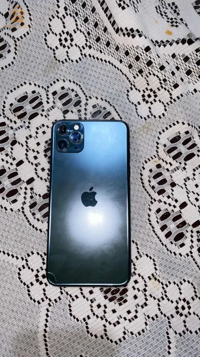 ايفون 11Pro Max للبيع