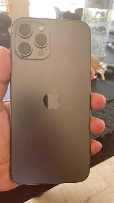 ايفون 12Pro Max للبيع