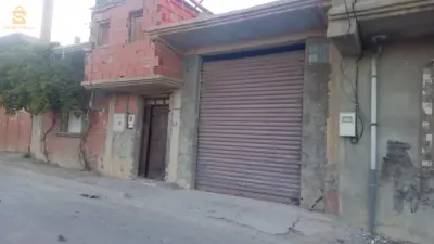 للبيع بيوت شعبية عدد الغرف2 34 برج بوعريريج