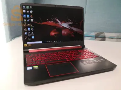 Laptop 