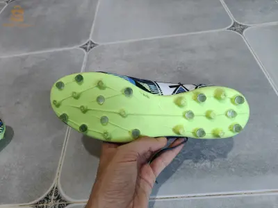 Vêtements et chaussures de sport 