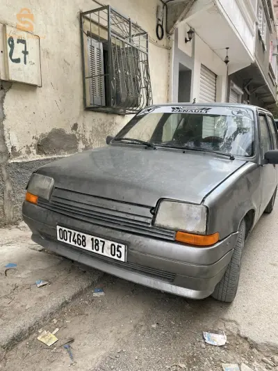رينو R 5 1987 5 باتنة
