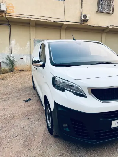 Peugeot Expert 2018 2 CHLEF