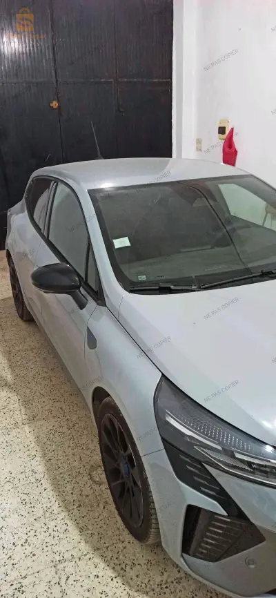 Renault Clio 5 2025 16 ALGER
