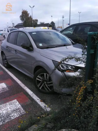 Peugeot 208 2022 15 TIZI OUZOU