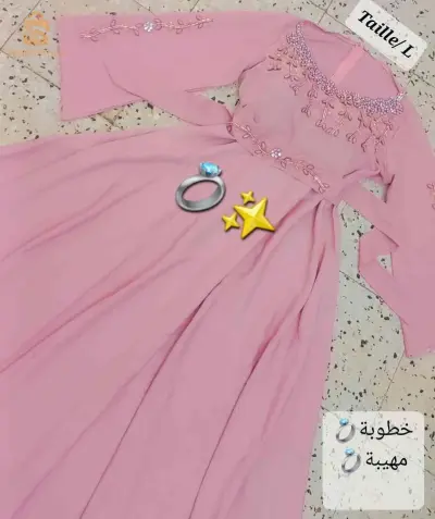فساتين 