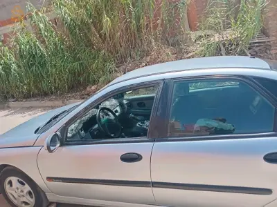 رينو Laguna 2000 13 تلمسان