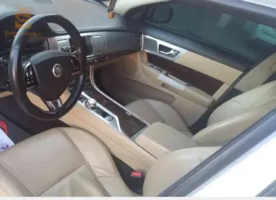 جاكوار XF 2012 48 غليزان