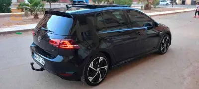 Volkswagen Golf 2016 29 MASCARA
