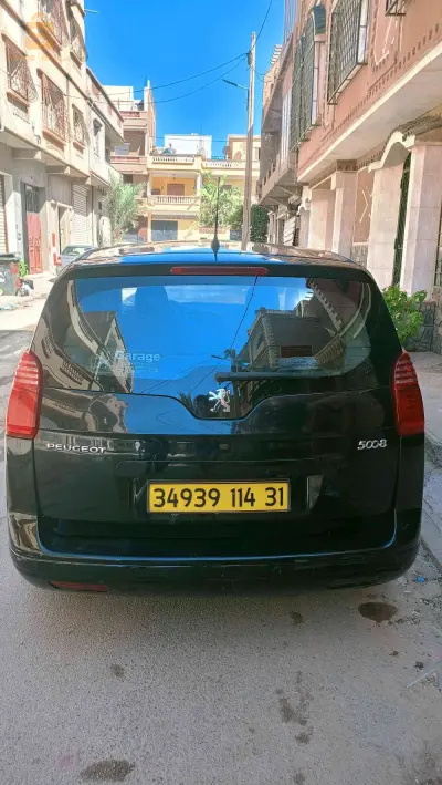 Peugeot 5008 2014 31 ORAN