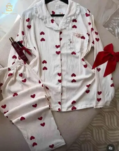 ملابس منزلية وملابس نوم 