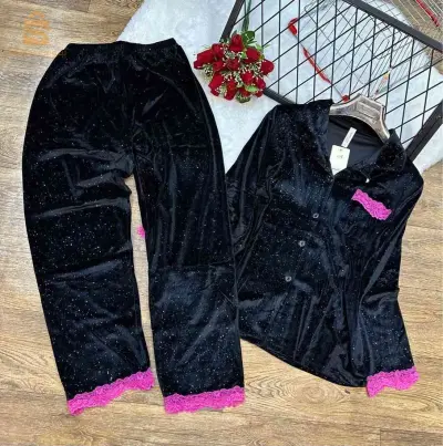 ملابس منزلية وملابس نوم 