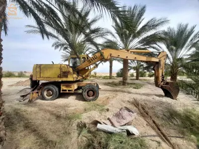 قلّابات وحفّارات 