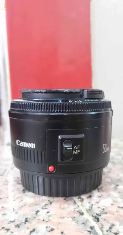 Objectif canon 50 mm 1.8