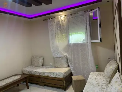 petite villa F3 fbirkhadem center-ville