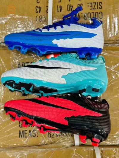 Soulier pro crampons  NIKE bleu
