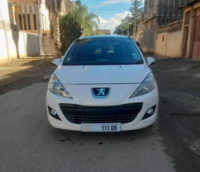 Peugeot 207 2011 9 BLIDA