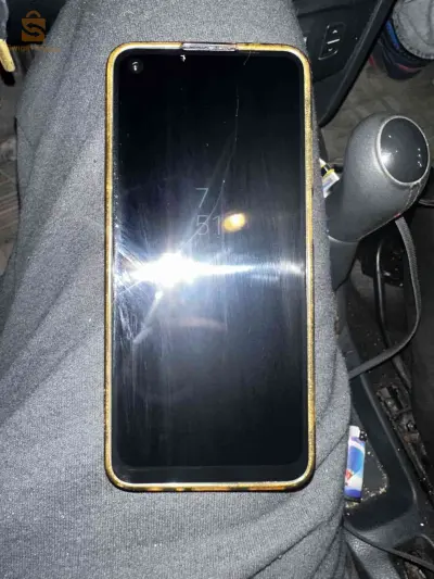 realme 11 8/256