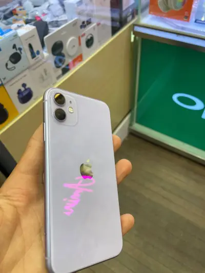 iPhone 11
