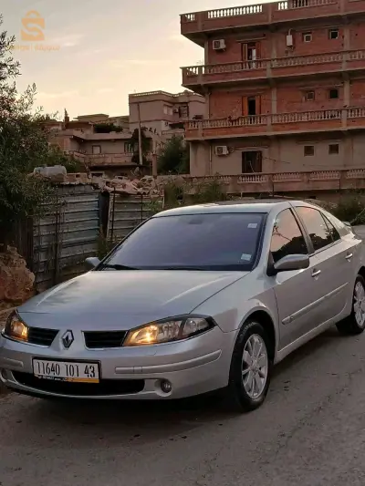 Renault Laguna 2001 43 MILA
