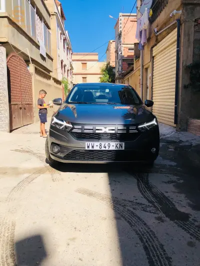 Dacia Logan 2025 16 ALGER