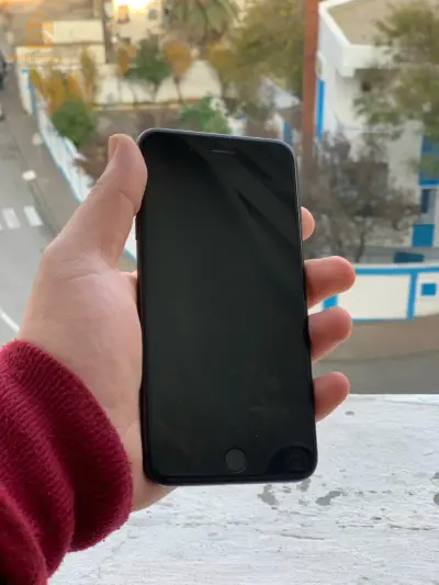 iPhone 8+