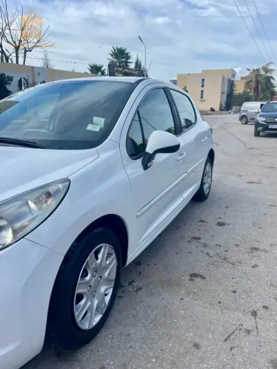 Peugeot 207 9 BLIDA