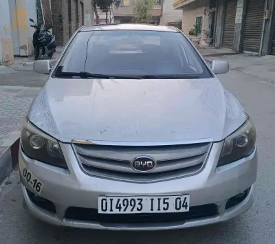 سيارات كلاسيكية 2015 4 ام البواقي