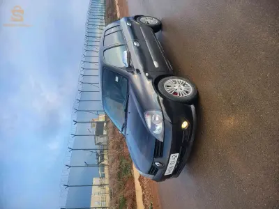 Renault Clio 2 2001 42 TIPAZA
