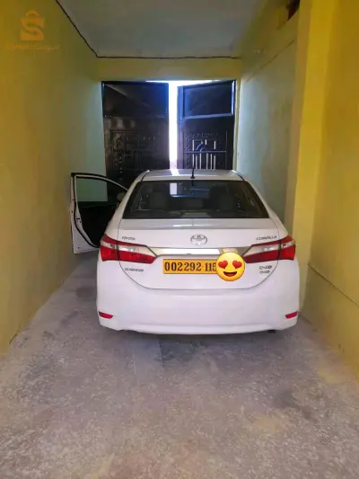 تويوتا Corolla 2015 1  ادرار